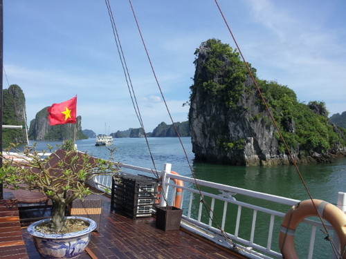 Halong Bay Tour